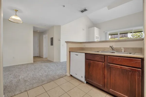 $189,900 | 2801 Chancellorsville Drive, Unit 928, Tallahassee, FL 32312