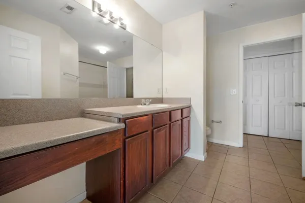 $165,000 | 2801 Chancellorsville Drive, Unit 928, Tallahassee, FL 32312