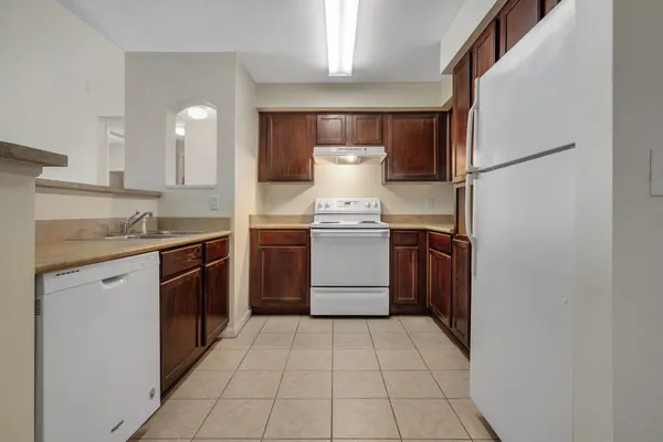 $165,000 | 2801 Chancellorsville Drive, Unit 928, Tallahassee, FL 32312