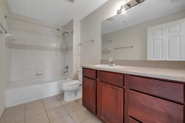 $165,000 | 2801 Chancellorsville Drive, Unit 928, Tallahassee, FL 32312