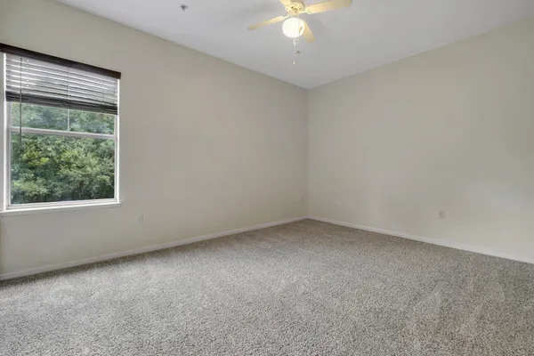 $165,000 | 2801 Chancellorsville Drive, Unit 928, Tallahassee, FL 32312