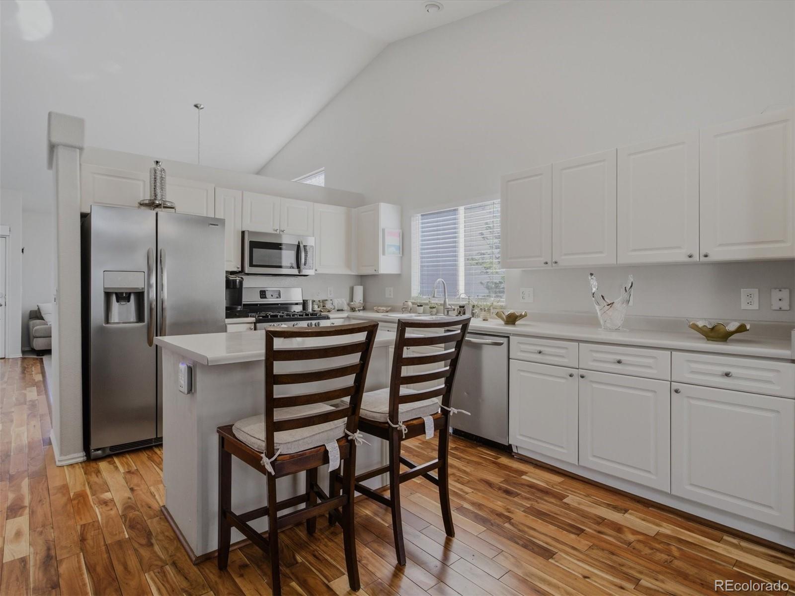 9357 Wolfe Place Highlands Ranch, CO 80129 - Photo 8 of 37