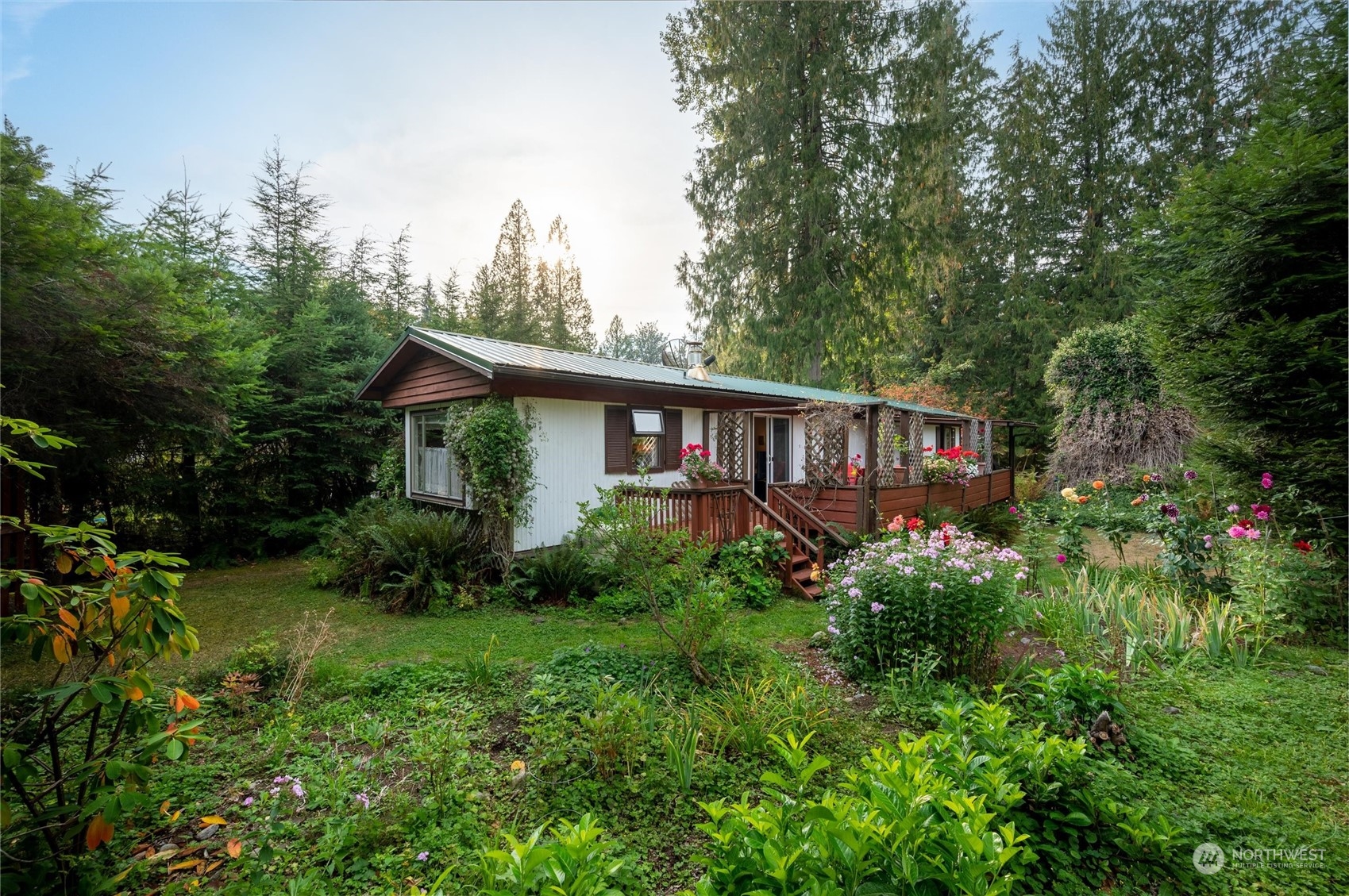 17014 Glacier Rim Drive Deming, WA 98244 - Photo 2 of 37