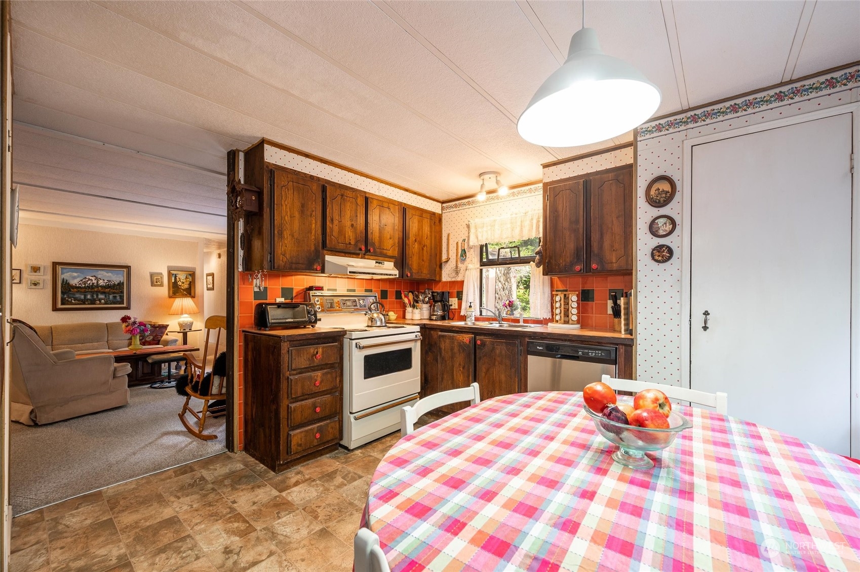 17014 Glacier Rim Drive Deming, WA 98244 - Photo 5 of 37