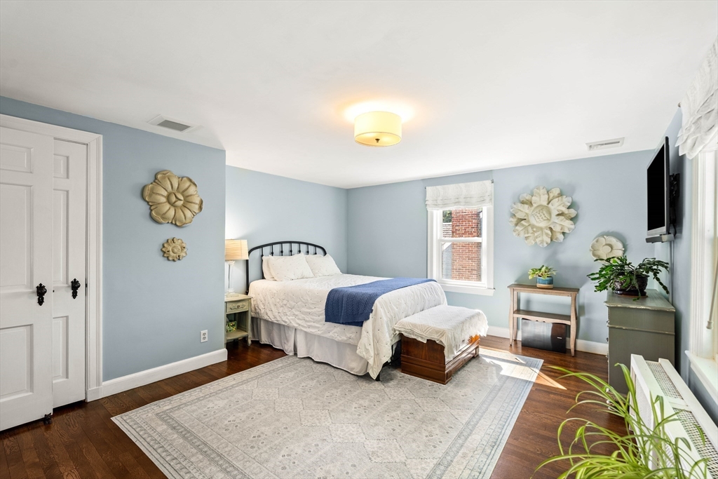 17 Landon Road Milton, MA 02186 - Photo 12 of 29