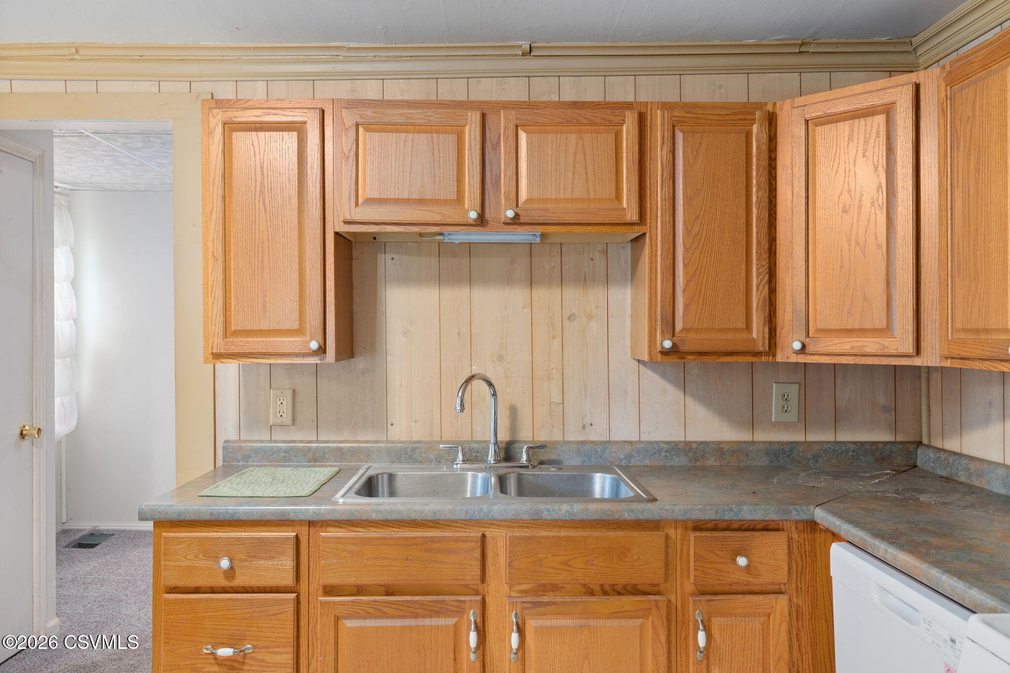 352 Pine Street Danville, PA 17821 - Photo 7 of 27