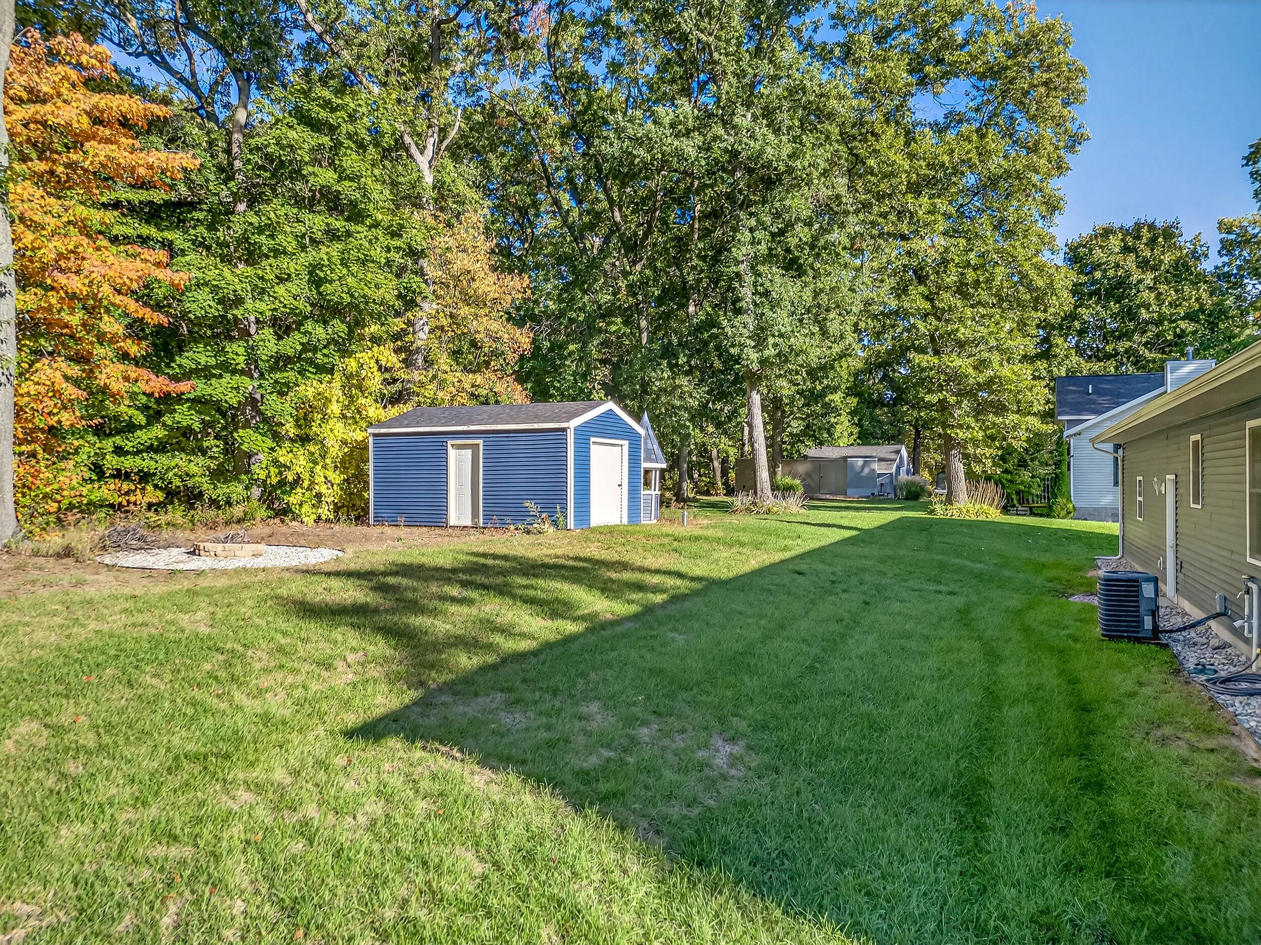 464 Grover Road Muskegon, MI 49442 - Photo 30 of 37 12x20 shed