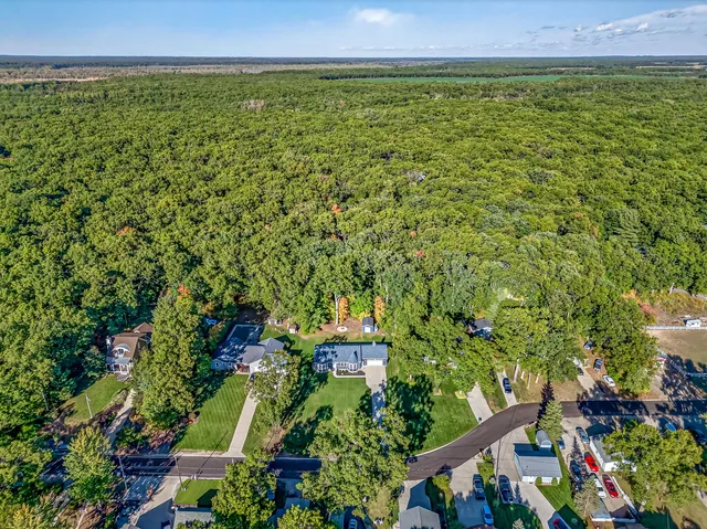 $395,000 | 464 Grover Road, Muskegon, MI 49442