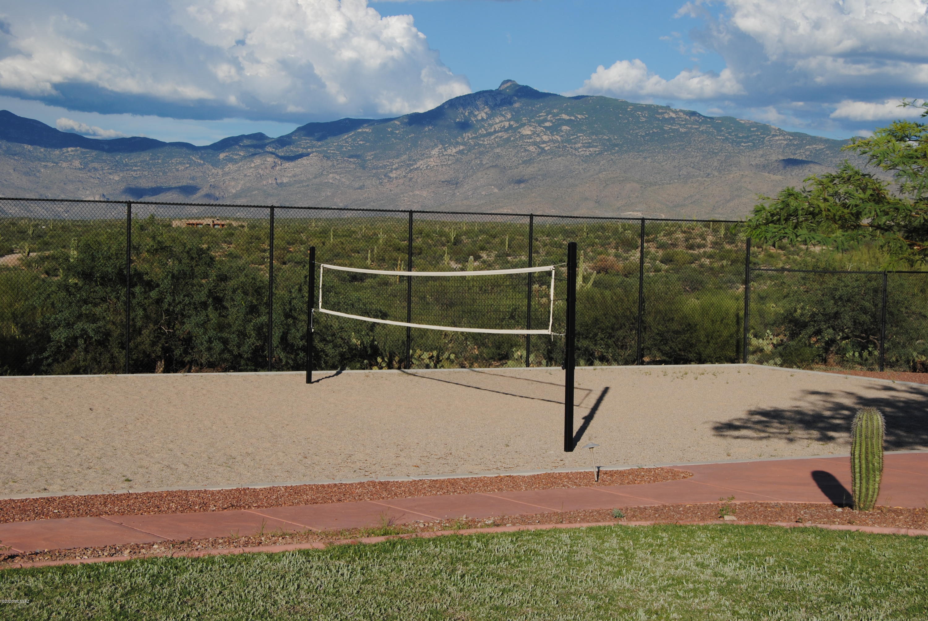 8450 South Triangle R Ranch Place, Unit L282 Vail, AZ 85641 - Photo 10 of 16