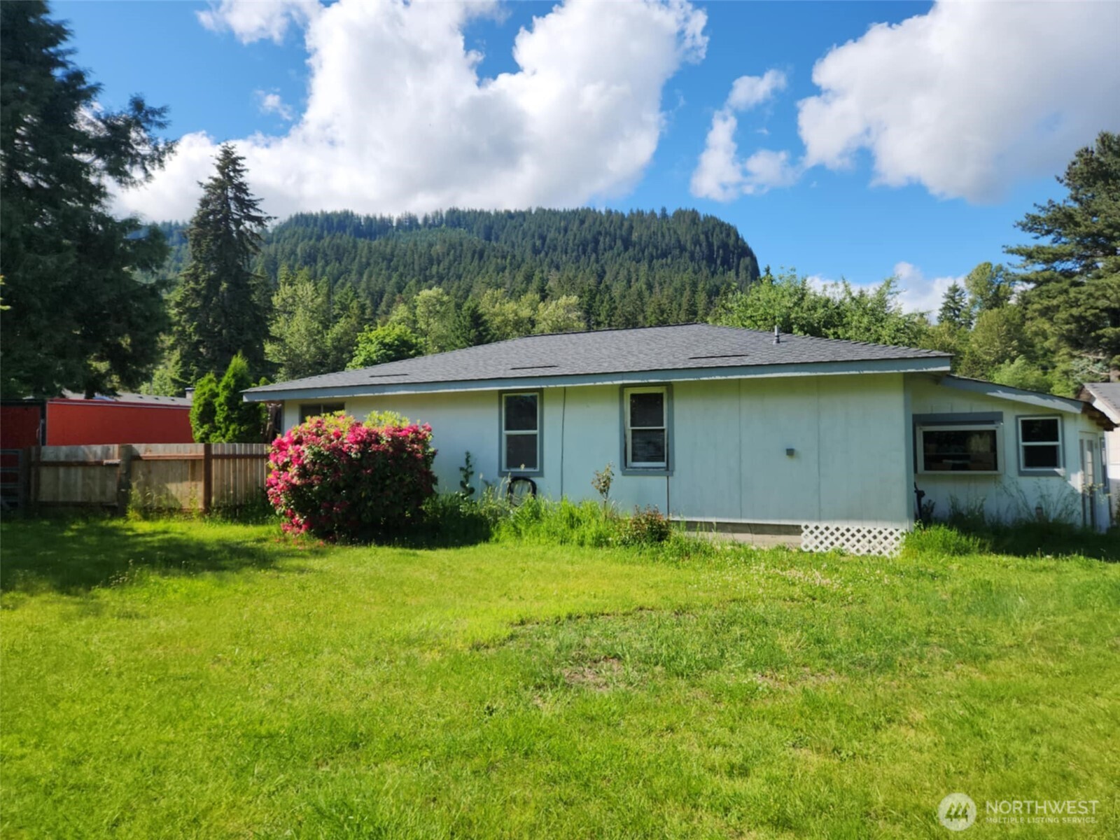 160 Gharet Road Randle, WA 98377 - Photo 18 of 26 a front view of house with yard and green space