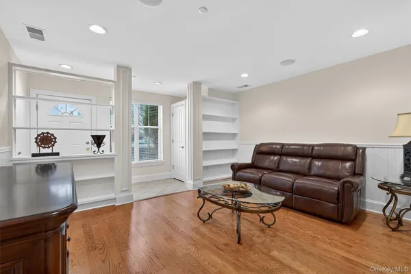 $645,000 | 3 Harbor Pointe Drive, Haverstraw, NY 10927