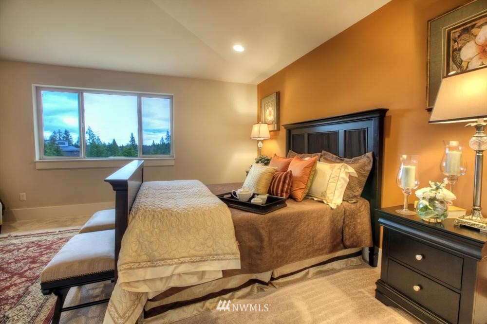 557 Orcas Avenue Northeast Renton, WA 98059 - Photo 10 of 12