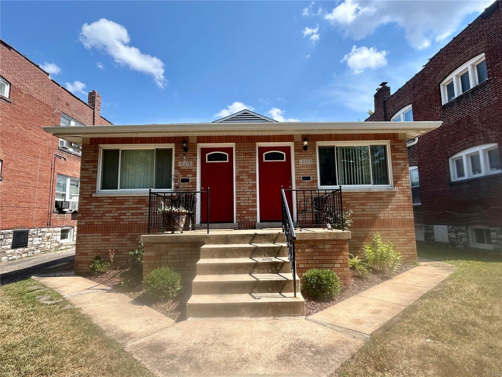 1026 Commodore Drive St. Louis, MO 63117 - Photo 6 of 13
