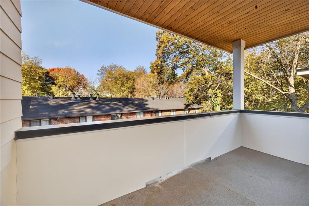 163 Walthall Street Southeast, Unit B Atlanta, GA 30316 - Photo 21 of 37 a close view of sink