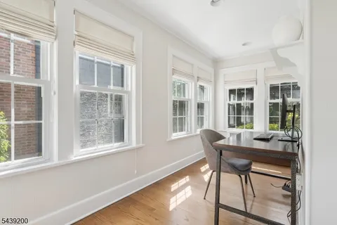 $1,195,000 | 35 North Summit Avenue, Chatham, NJ 07928
