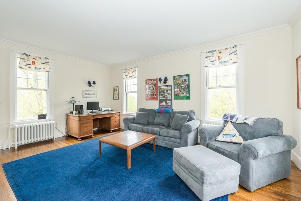 41 Hart Street Beverly, MA 01915 - Photo 21 of 30