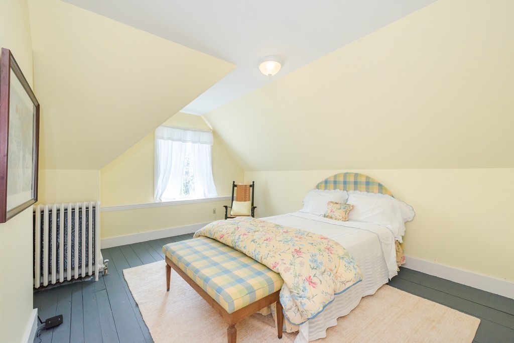 41 Hart Street Beverly, MA 01915 - Photo 24 of 30