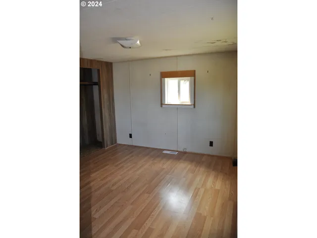 $299,000 | 89975 Sheffler Road, Elmira, OR 97437