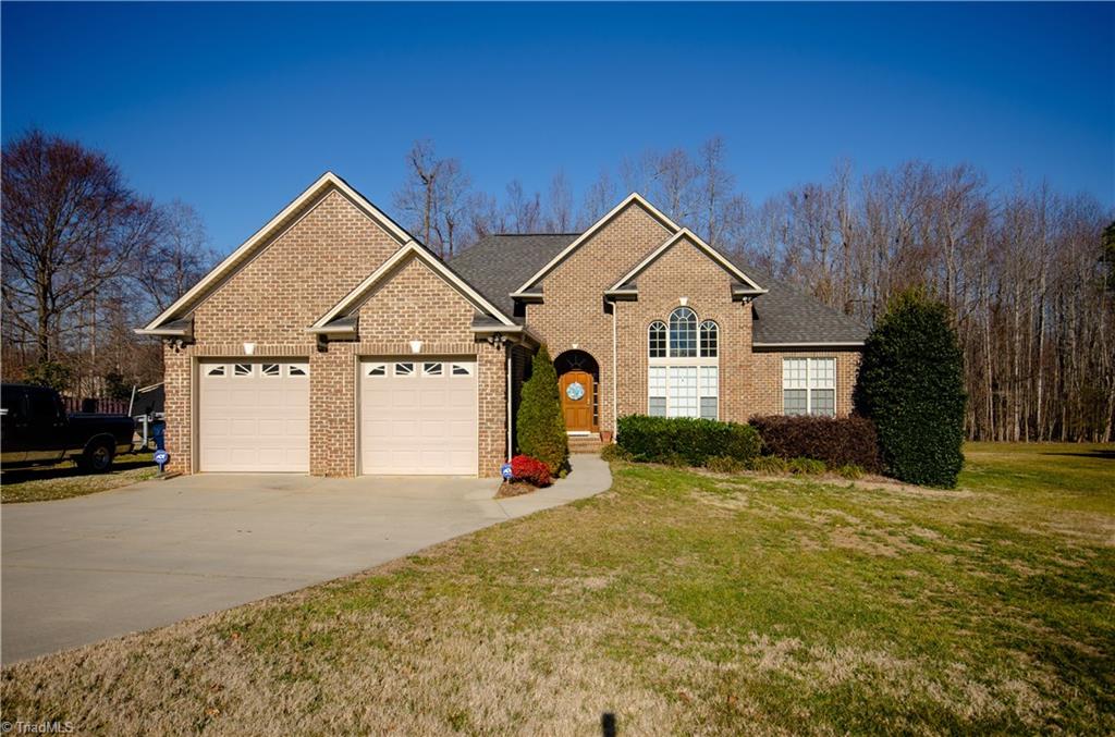 3215 Old Mountain Road Trinity, NC 27370 - Photo 2 of 30