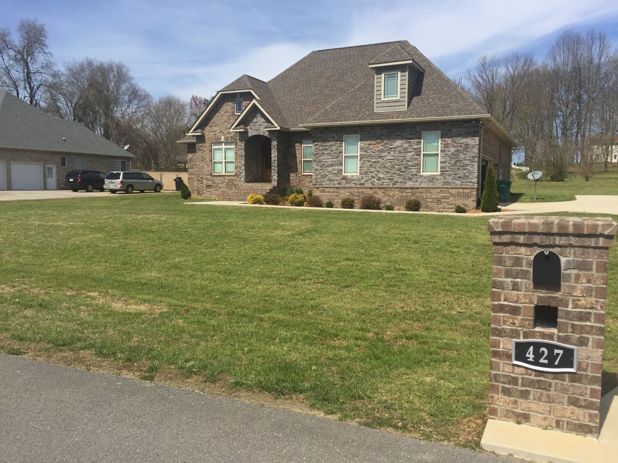 427 Favre Circle Winchester, TN 37398 - Photo 1 of 19 a front view of a house with garden