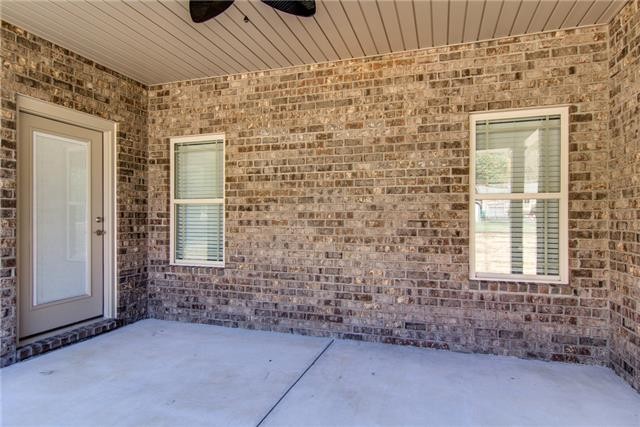 427 Favre Circle Winchester, TN 37398 - Photo 18 of 19 a view of front door of house