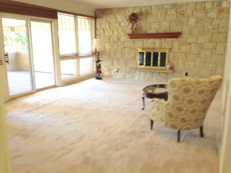 2341 Marbury Road Churchill, PA 15221 - Photo 5 of 21 Family Room. NEW WALL TO WALL CARPET