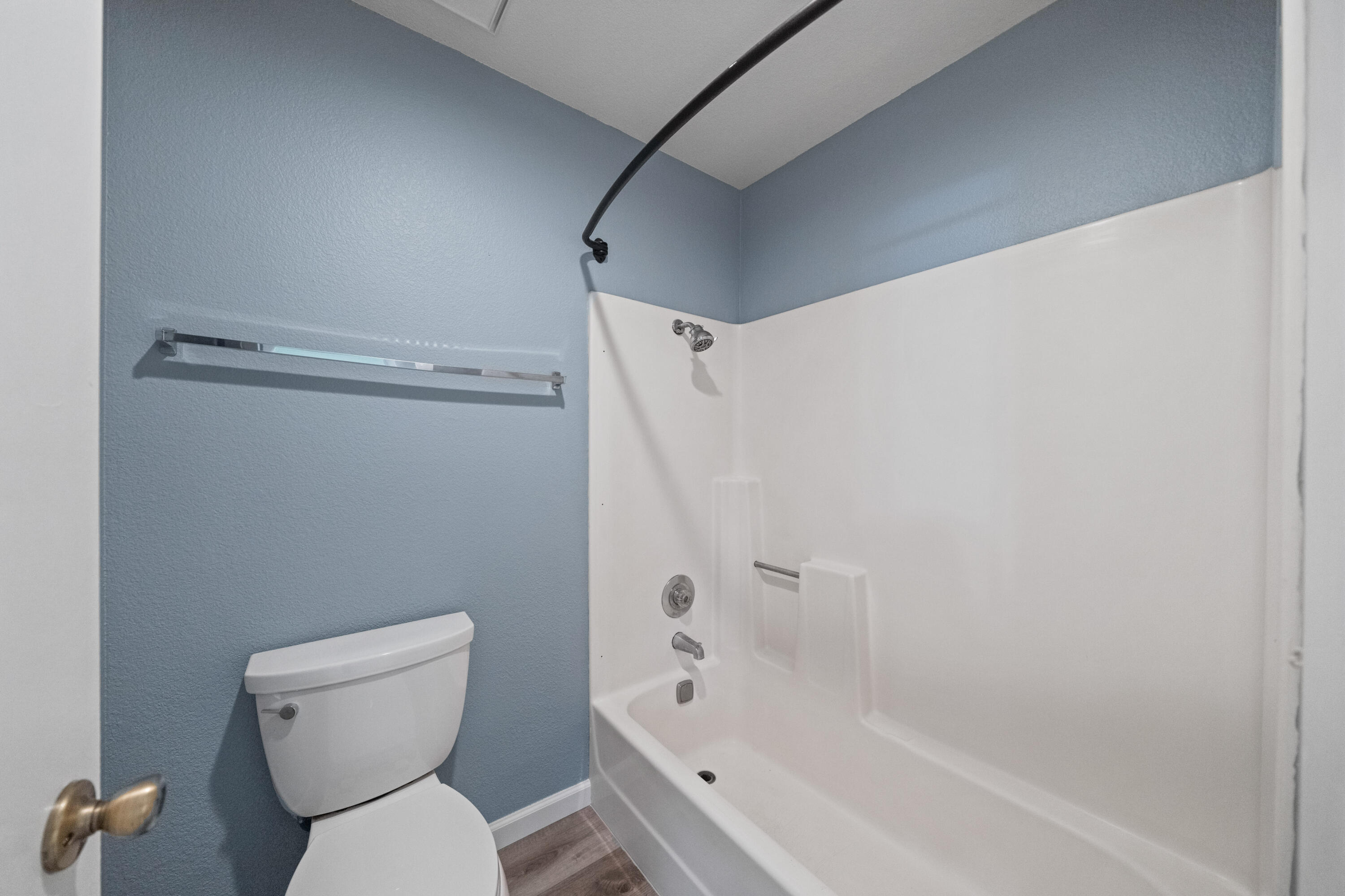 3636 Capricorn Way Redding, CA 96002 - Photo 16 of 24 IMG-17