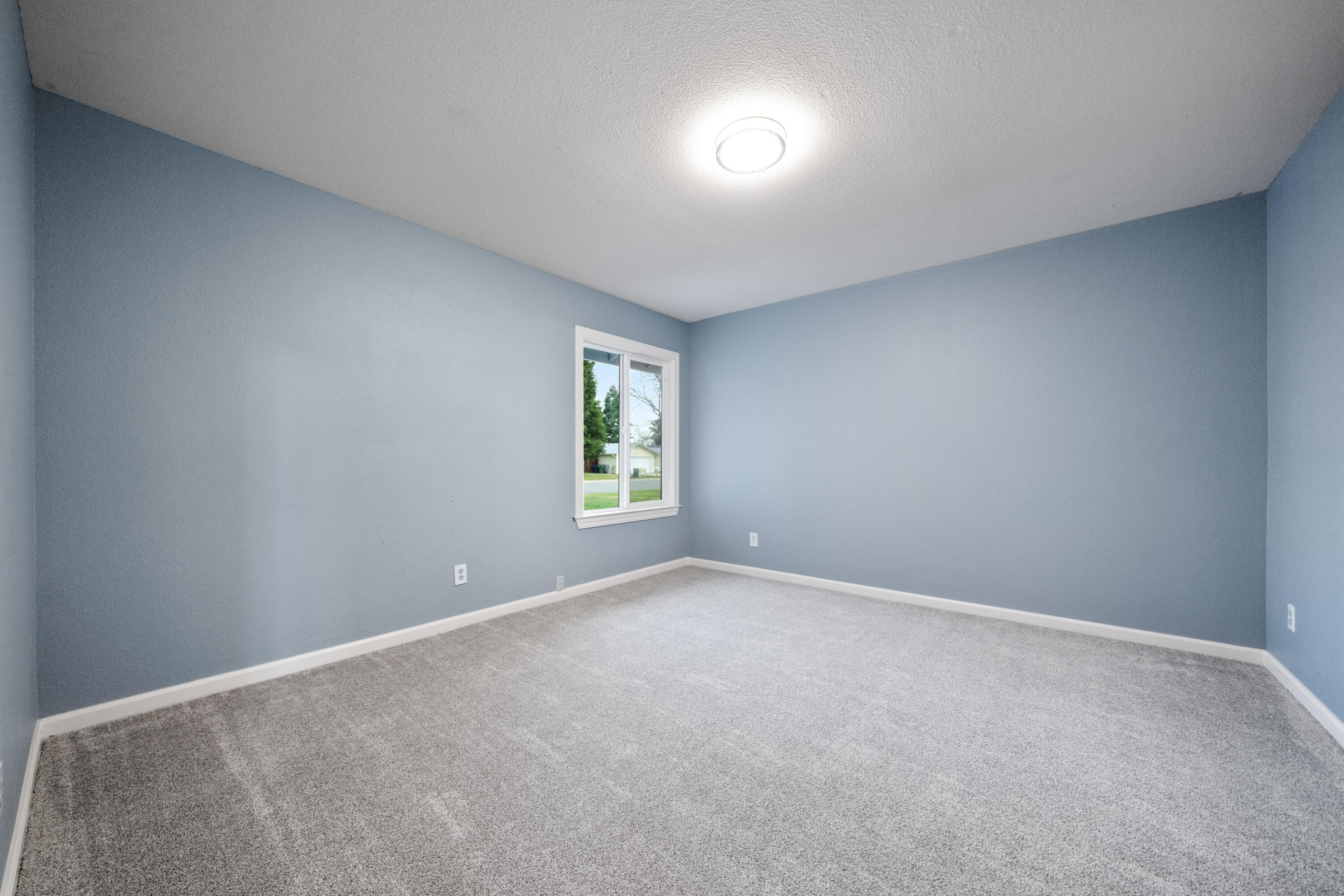 3636 Capricorn Way Redding, CA 96002 - Photo 20 of 24 IMG-21