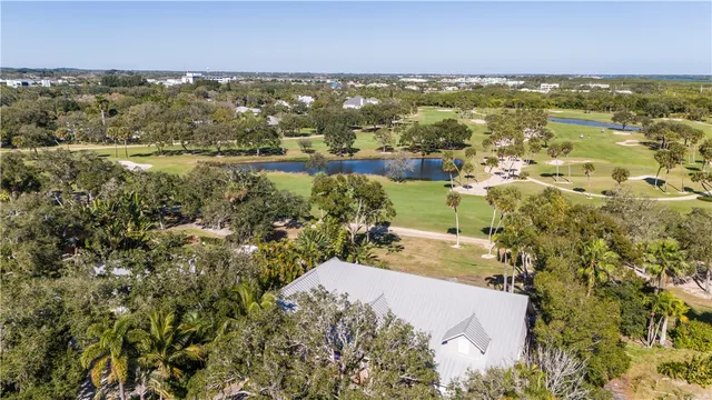 $880,000 | 3025 Golf View Drive, Vero Beach, FL 32960