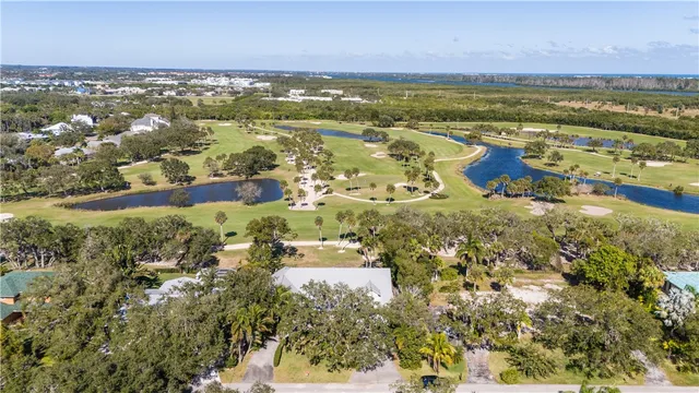 $880,000 | 3025 Golf View Drive, Vero Beach, FL 32960