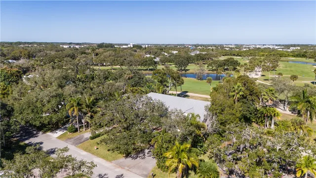 $880,000 | 3025 Golf View Drive, Vero Beach, FL 32960