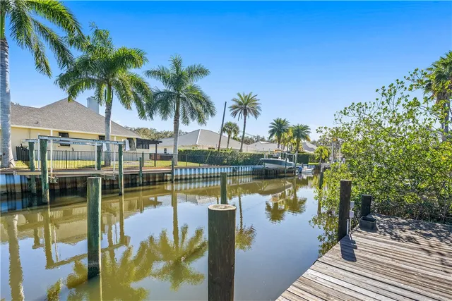 $880,000 | 3025 Golf View Drive, Vero Beach, FL 32960