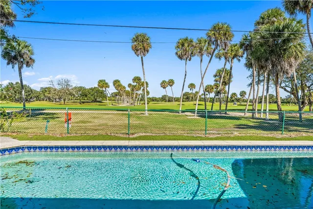 $880,000 | 3025 Golf View Drive, Vero Beach, FL 32960