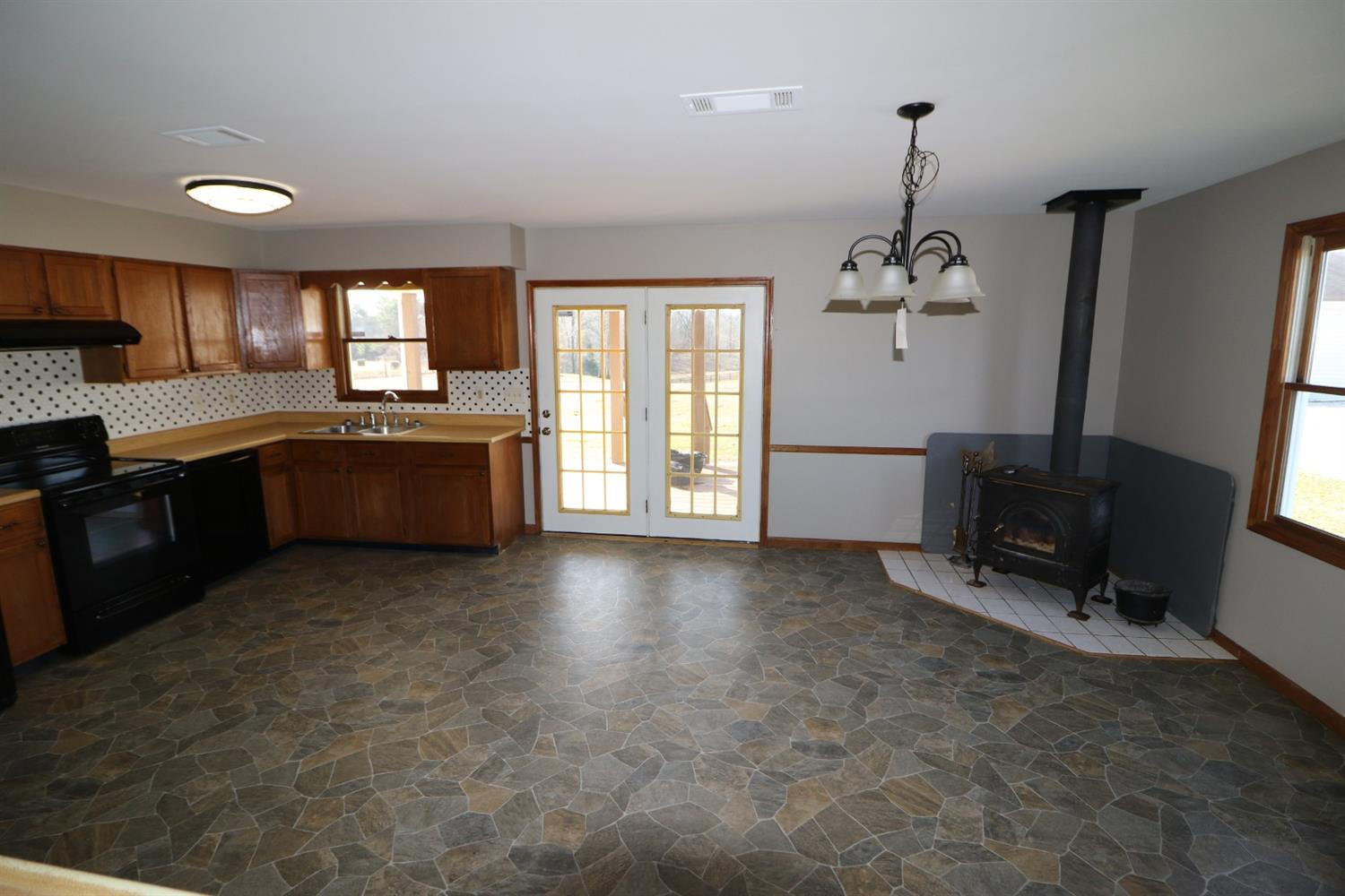 650 Walter Lakes Road Waco, KY 40385 - Photo 7 of 44 Listing Photo
