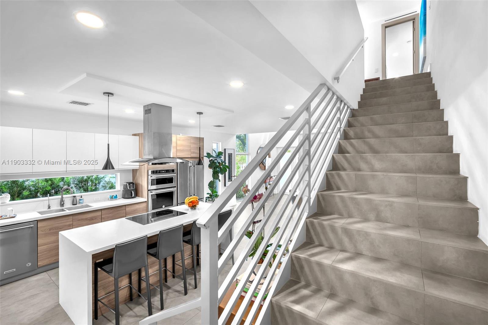 3167 Southwest 25th Street, Unit 1 Miami, FL 33133 - Photo 20 of 42 a view of entryway and hall