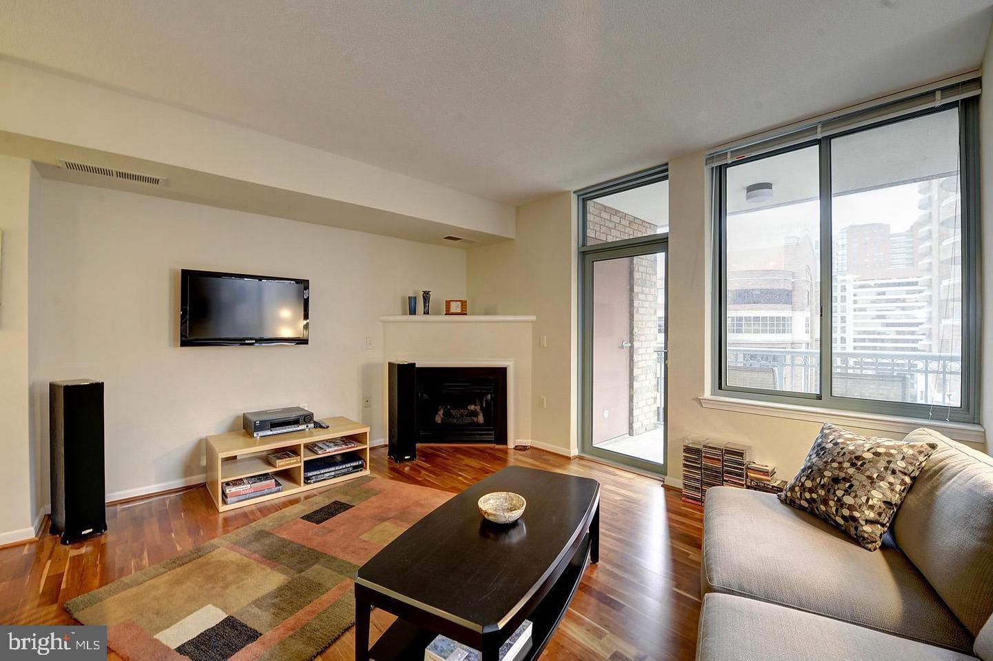 851 North Glebe Road, Unit 909 Arlington, VA 22203 - Photo 6 of 21