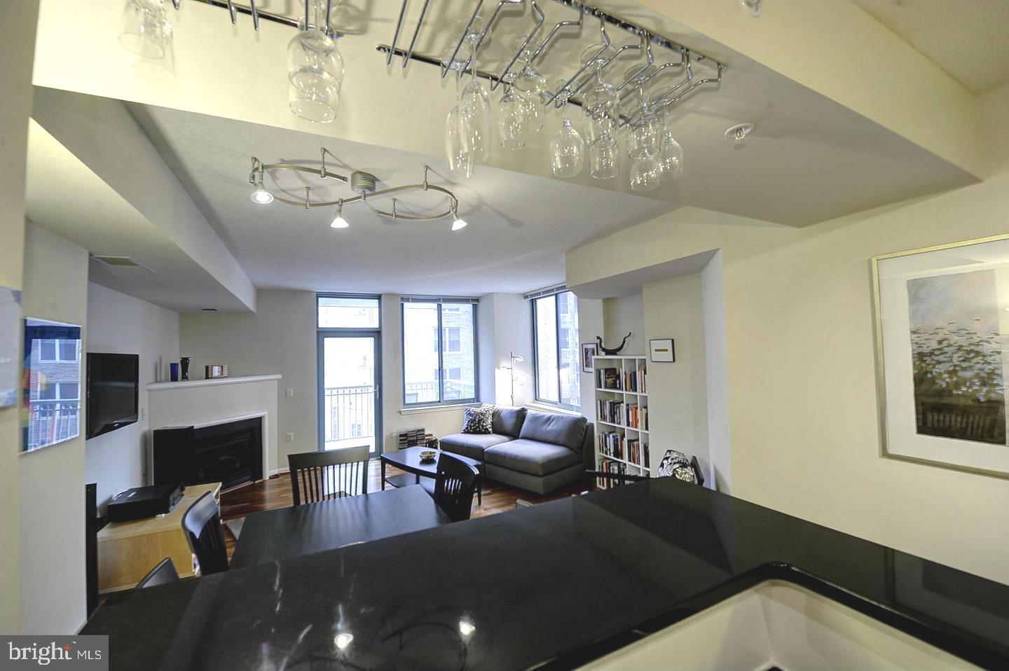 851 North Glebe Road, Unit 909 Arlington, VA 22203 - Photo 10 of 21