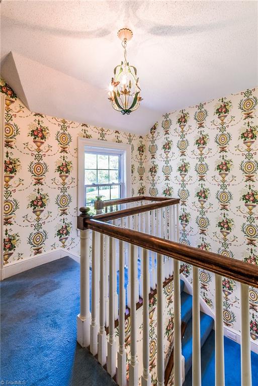 419 Roslyn Road Winston-Salem, NC 27104 - Photo 8 of 16 Gallery Image 8