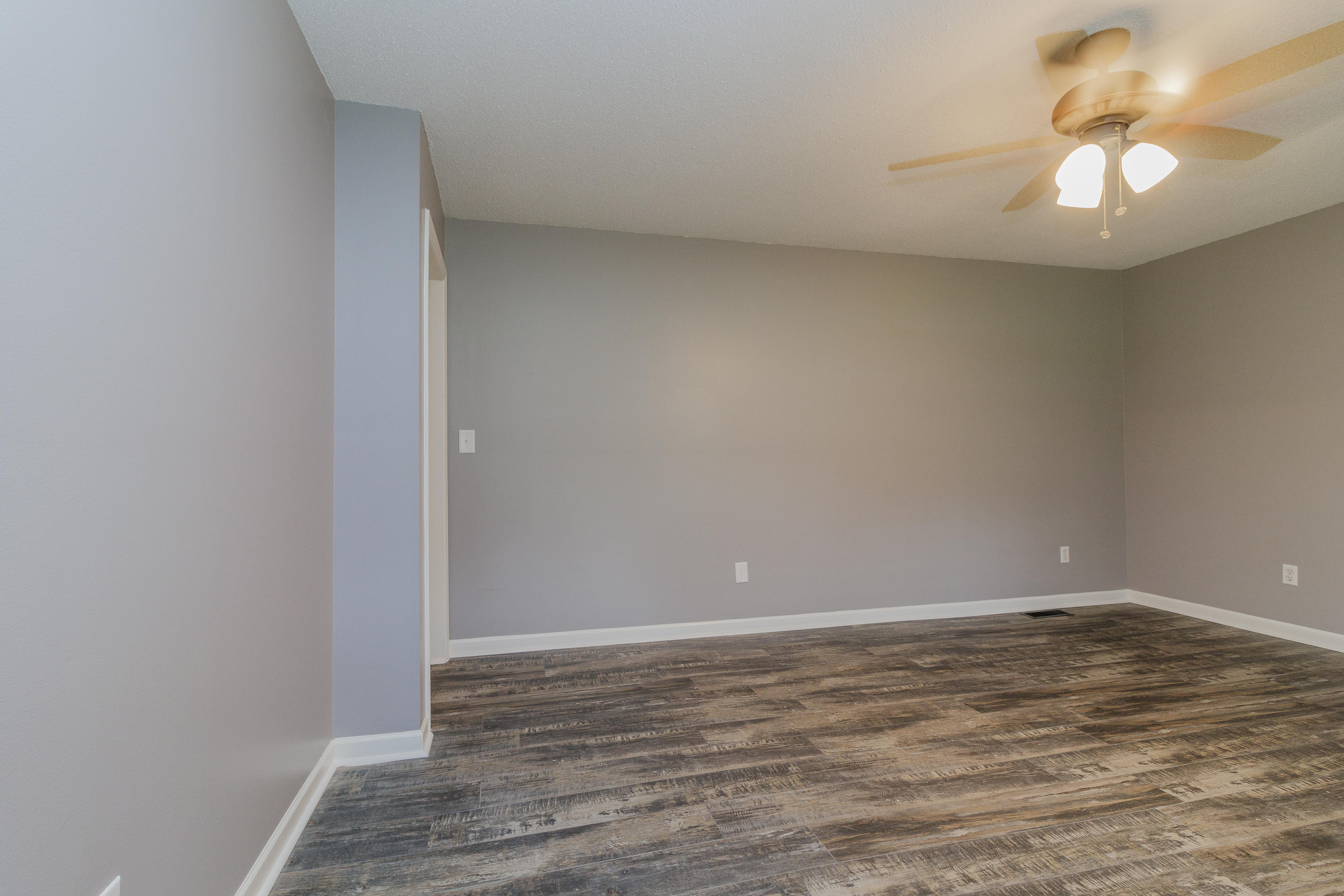 512 Three Notch Road Ringgold, GA 30736 - Photo 22 of 47 Living Room 1