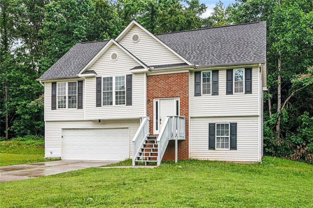 6749 Silver Maple Drive Rex, GA 30273 - Photo 2 of 17