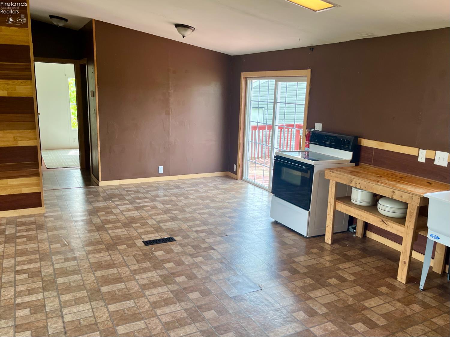 1493 Butler Road North New London, OH 44851 - Photo 4 of 11 Gallery Image 4