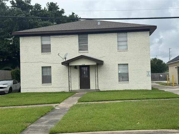 $475,000 | 2906 2nd Avenue, Lake Charles, LA 70601