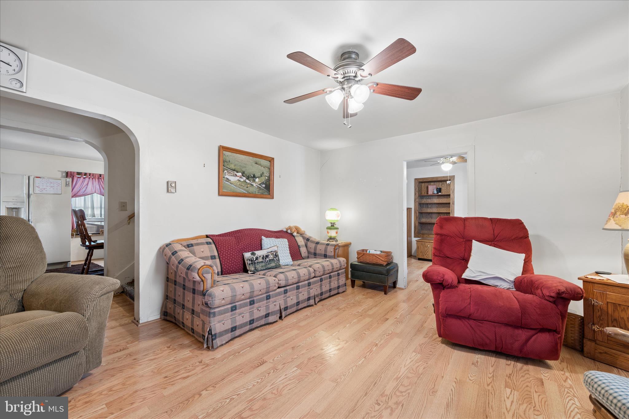 10701 Bennie Duncan Road Walkersville, MD 21793 - Photo 5 of 61 Living Room
