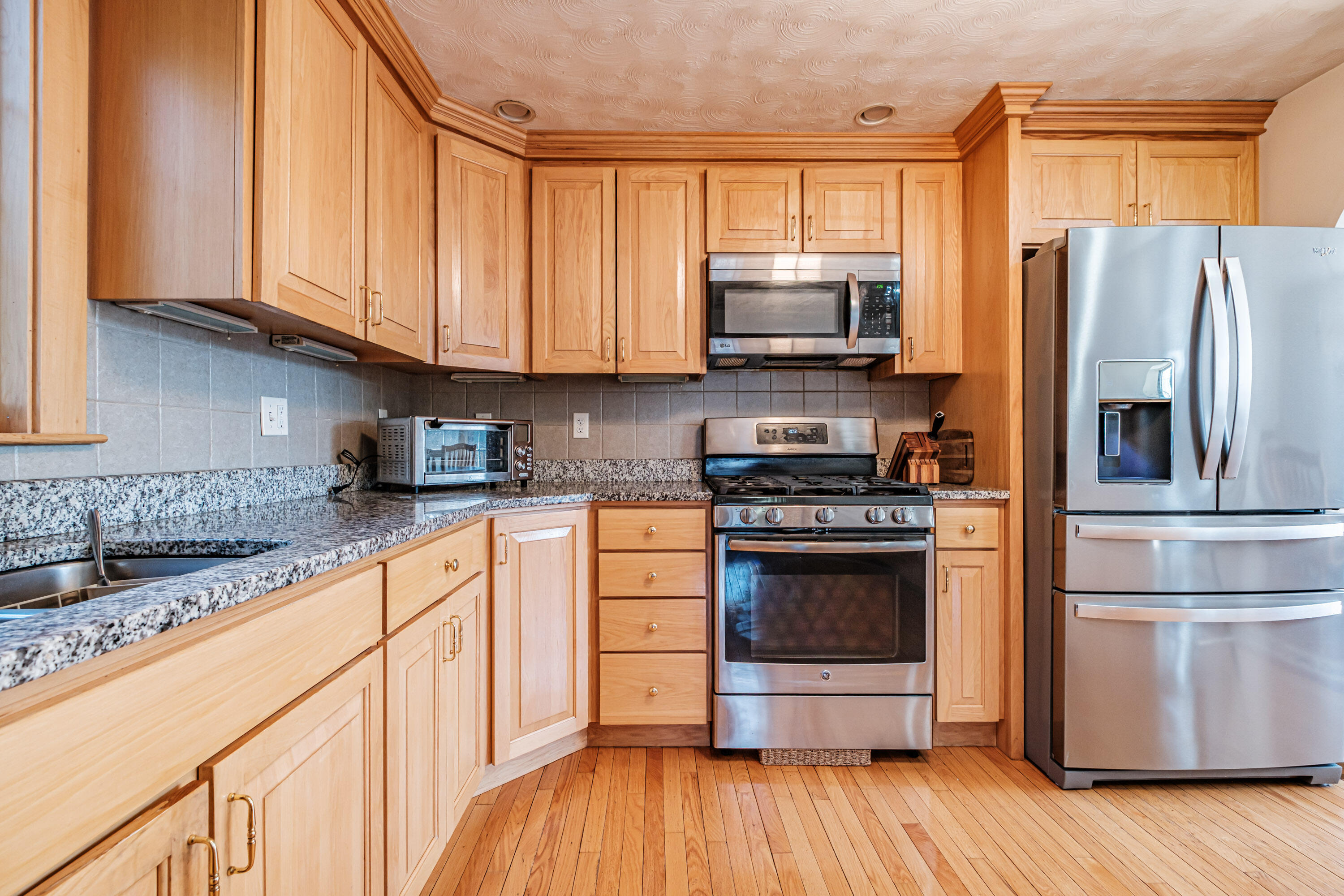 22 Davis Street Portland, ME 04102 - Photo 28 of 50 20260409gp-65036