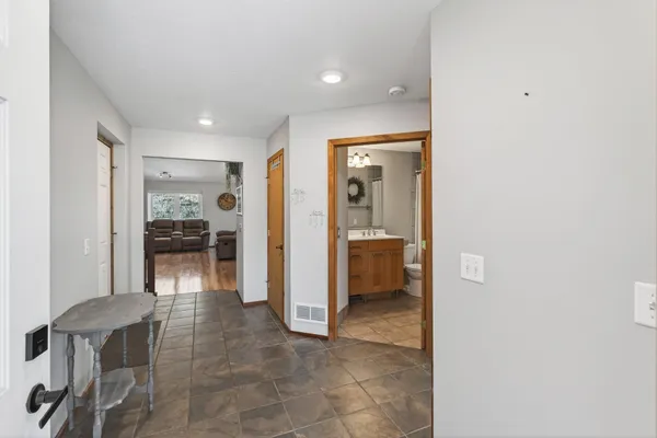 $480,000 | 13593 Embry Way, Apple Valley, MN 55124