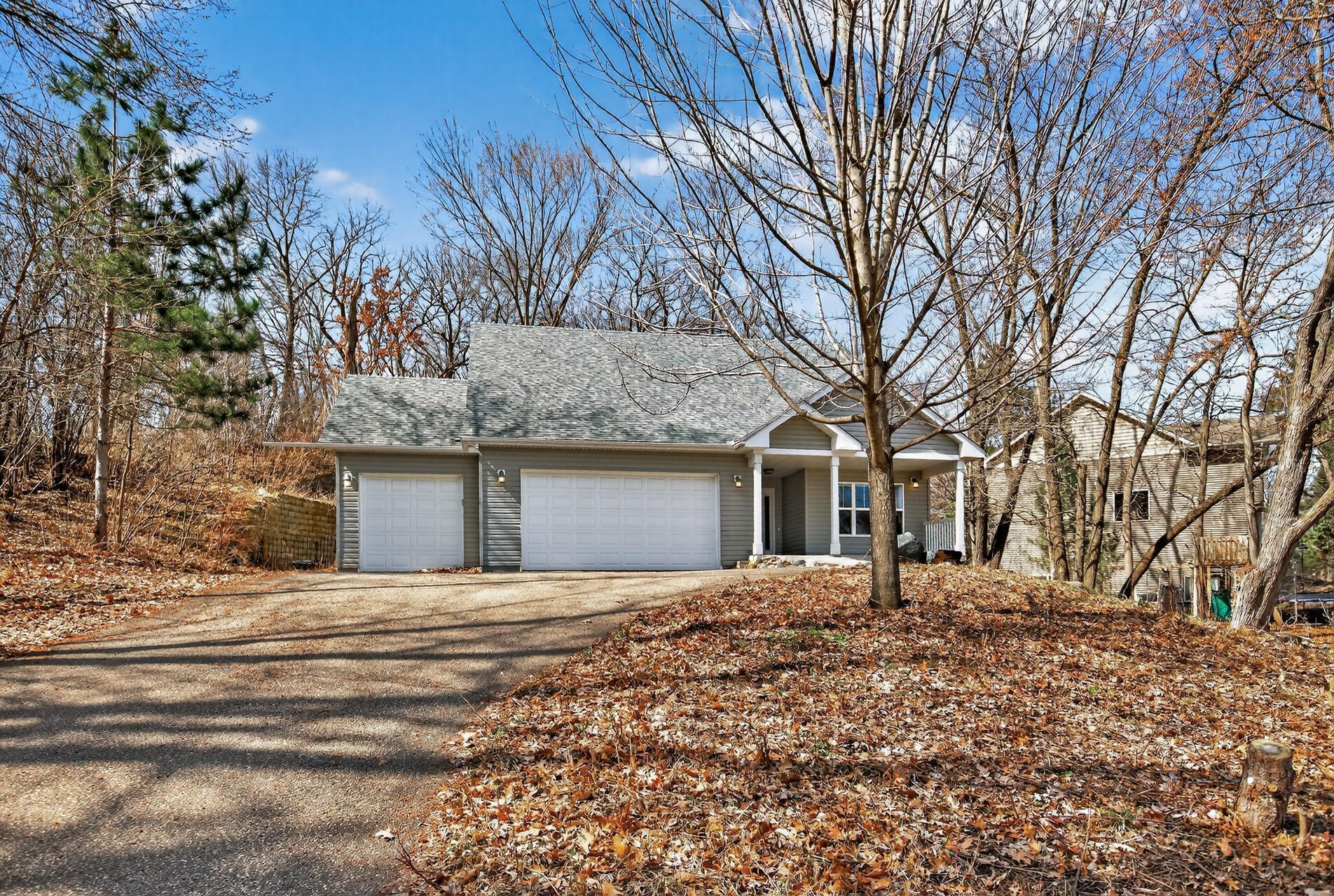 13593 Embry Way Apple Valley, MN 55124 - Photo 2 of 36
