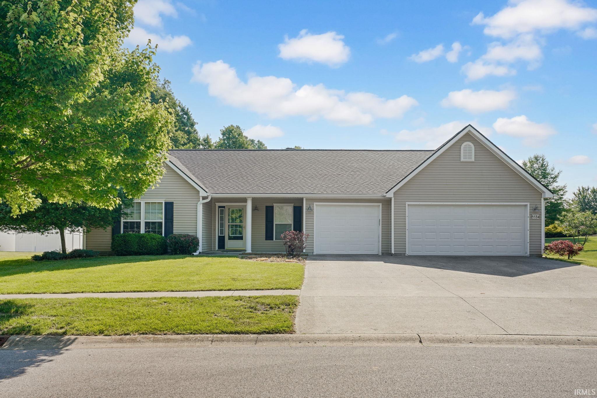 5534 North Andrea Drive Bloomington, IN 47404 - Photo 1 of 27