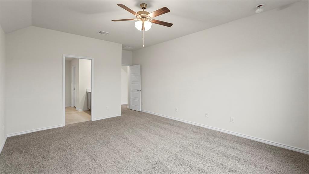 4816 Silver Strike Road Aubrey, TX 76227 - Photo 14 of 37 Gallery Image 14