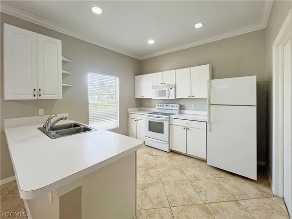 $1,749 | 906 Alfreda Avenue, Lehigh Acres, FL 33971