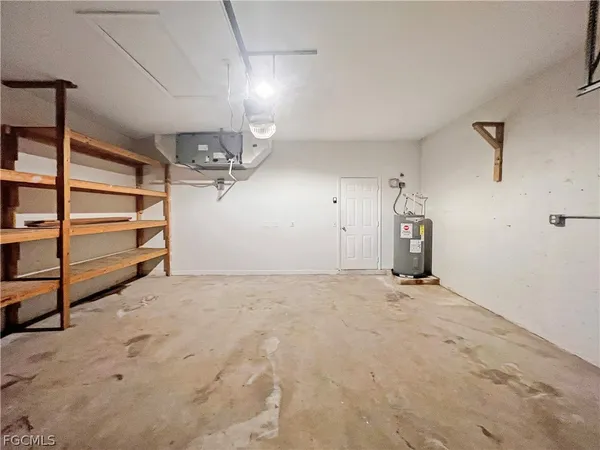 $1,749 | 906 Alfreda Avenue, Lehigh Acres, FL 33971